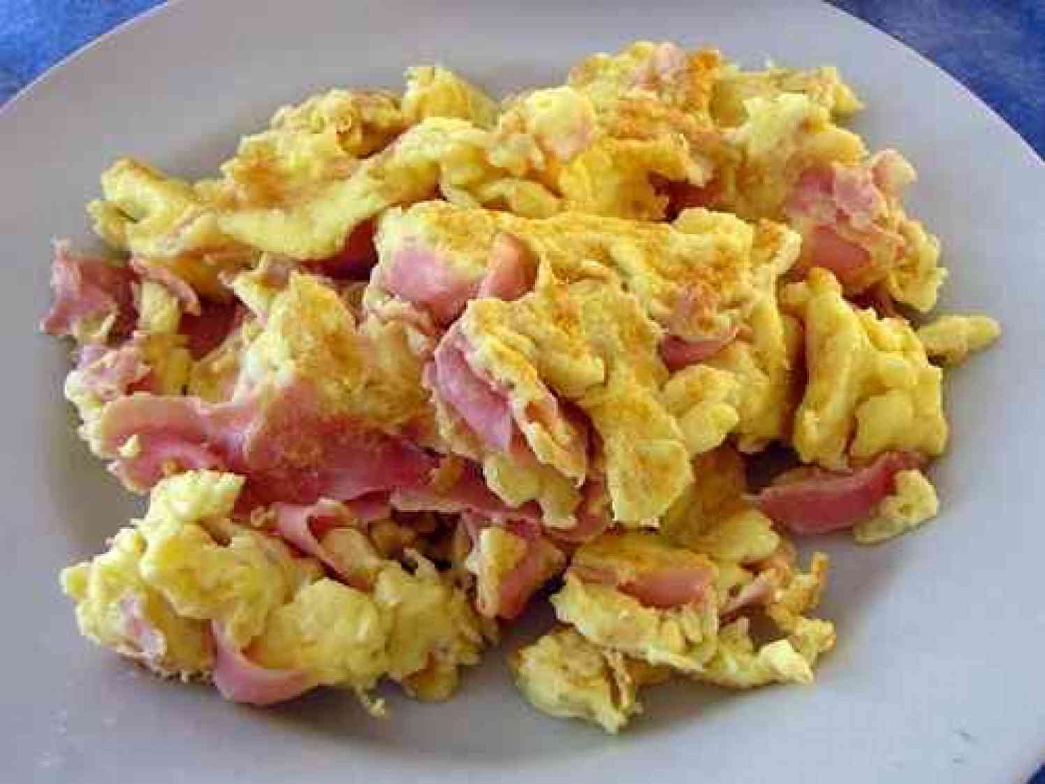 Revuelto de Huevos con Jamon